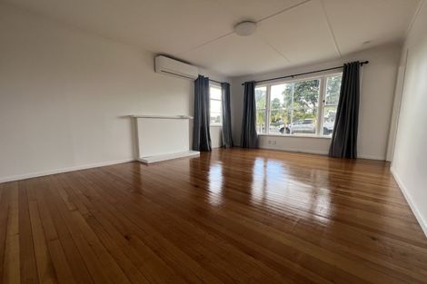 Photo of property in 447 Massey Road, Mangere East, Auckland, 2024