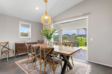 Photo of property in 34 Awatira Drive, Papamoa Beach, Papamoa, 3118