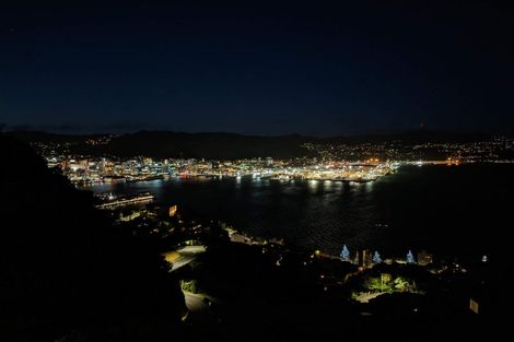 Photo of property in 39 Robieson Street, Roseneath, Wellington, 6011