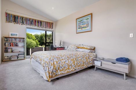 Photo of property in 23 Malin Place, Pinehill, Auckland, 0632