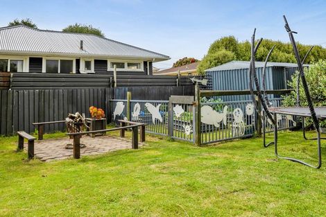 Photo of property in 77 Ngatai Street, Manaia, 4612