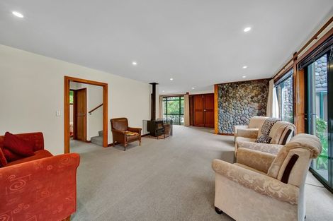 Photo of property in 2 Victoria Road, Omata, New Plymouth, 4374