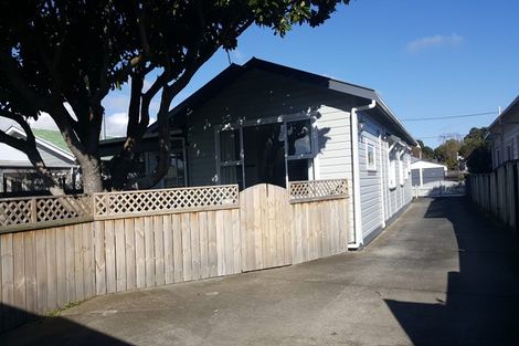 Photo of property in 7 North Street, Petone, Lower Hutt, 5012