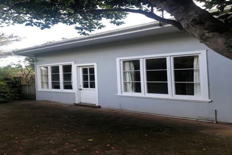 Photo of property in 63 Puriri Road, Waikanae, 5036