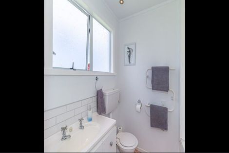 Photo of property in 8a Broadbelt Grove, Levin, 5510