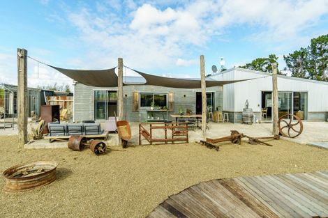 Photo of property in 454 Letts Gully Road, Letts Gully, Alexandra, 9393