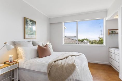 Photo of property in 202 Rangatira Road, Beach Haven, Auckland, 0626