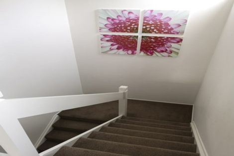 Photo of property in 62 Newhaven Terrace, Mairangi Bay, Auckland, 0630