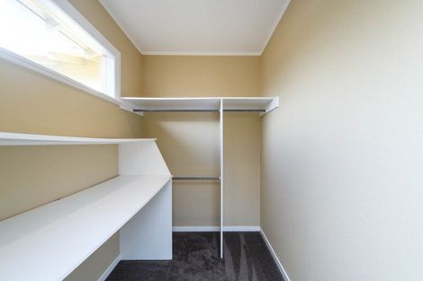 Photo of property in 18 Mahoe Avenue, Takaro, Palmerston North, 4410