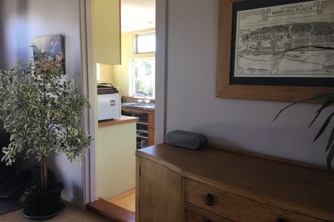 Photo of property in 11 Cross Street, Waikuku Beach, 7473