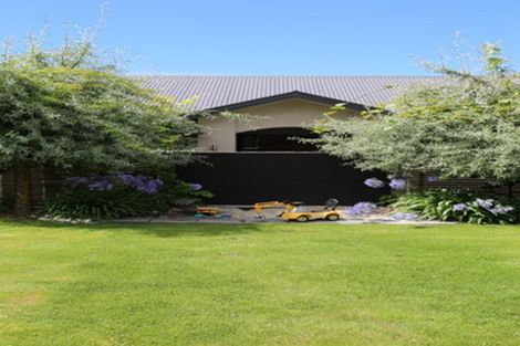 Photo of property in 6 Parkhill Avenue, Wanaka, 9305