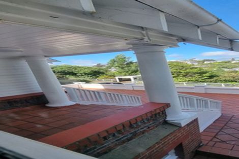 Photo of property in 16 Raroa Road, Kelburn, Wellington, 6012