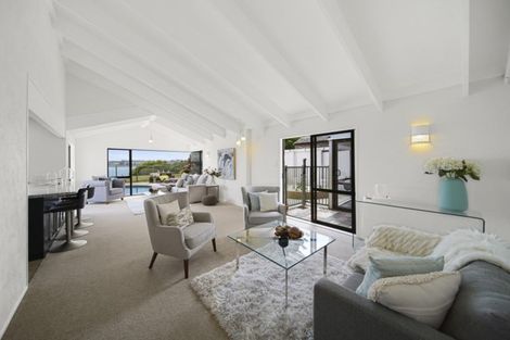 Photo of property in 33 William Bryan Drive, Half Moon Bay, Auckland, 2012