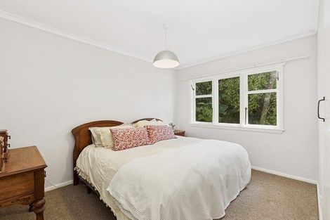 Photo of property in 8 Allington Road, Karori, Wellington, 6012