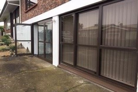 Photo of property in 106 Hillsborough Road, Hillsborough, Auckland, 1042