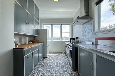 Photo of property in 97 Tannadyce Street, Strathmore Park, Wellington, 6022