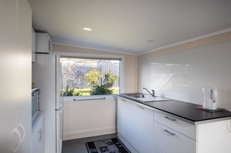 Photo of property in 101 Domett Street, Waitara, 4320