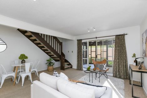 Photo of property in 6/200 Onepu Road, Lyall Bay, Wellington, 6022