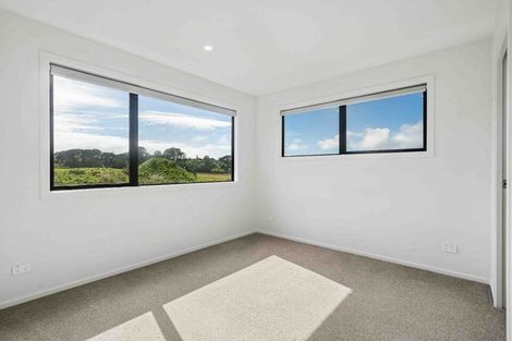 Photo of property in 44 Koreke Close, Kenepuru, Porirua, 5022