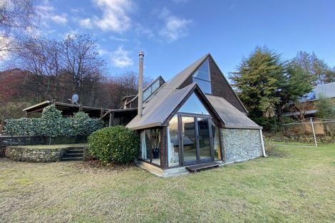 Photo of property in 23 Malaghan Street, Queenstown, 9300