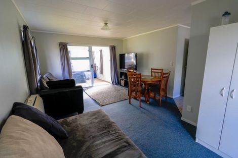 Photo of property in 19a Kauwhata Street, Himatangi Beach, Foxton, 4891