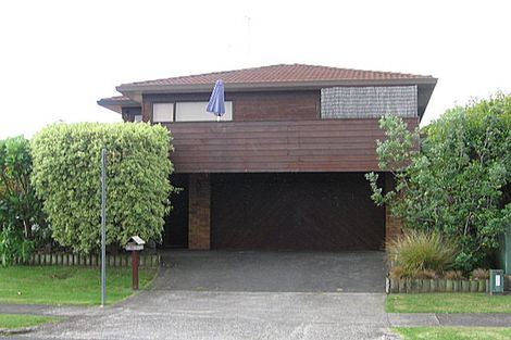 Photo of property in 2/21 Venus Place, Half Moon Bay, Auckland, 2012