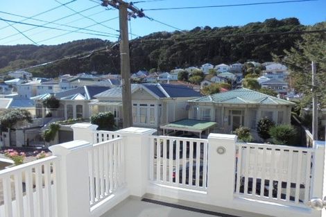 Photo of property in 54 Porritt Avenue, Mount Victoria, Wellington, 6011
