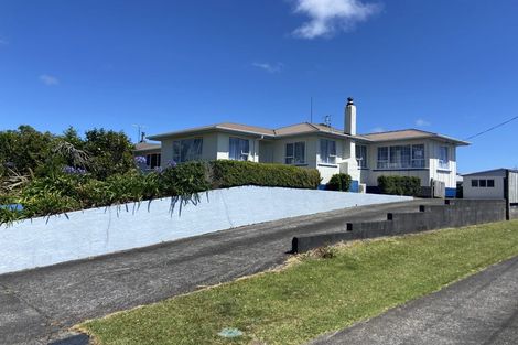 Photo of property in 13 Upjohn Street, Brooklands, New Plymouth, 4310