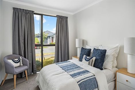 Photo of property in 14 George West Square West, Wigram, Christchurch, 8025