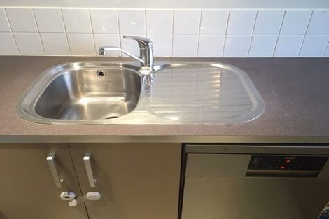 Photo of property in 5 Opito Way, East Tamaki, Auckland, 2013