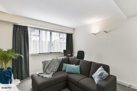 Photo of property in Gerondis Bldg Apartments, 307/60 Willis Street, Wellington Central, Wellington, 6011