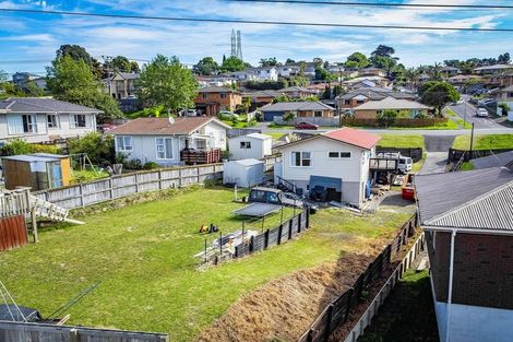 Photo of property in 238 Triangle Road, Massey, Auckland, 0614