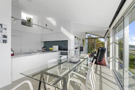 Photo of property in 12a Valley View, Mount Pleasant, Christchurch, 8081