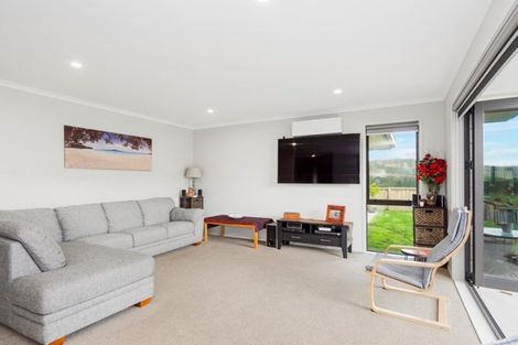 Photo of property in 60 Puhirake Crescent, Pyes Pa, Tauranga, 3112