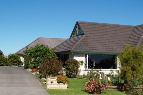 Photo of property in 1/29 Crescent Hills Court, Northpark, Auckland, 2013