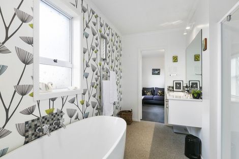 Photo of property in 25 Heath Street, Andersons Bay, Dunedin, 9013