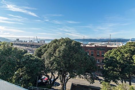 Photo of property in 3/7 Stowe Hill, Thorndon, Wellington, 6011