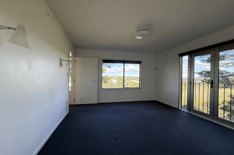 Photo of property in 89 Pemberton Avenue, Bayview, Auckland, 0629
