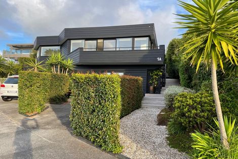 Photo of property in 2/1 Commodore Parry Road, Castor Bay, Auckland, 0620
