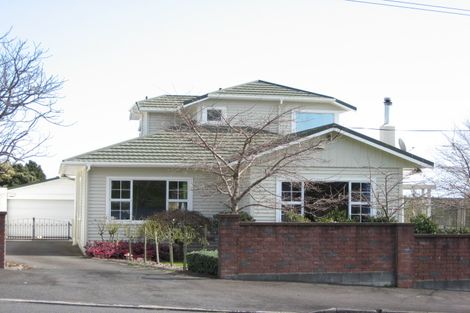 Photo of property in 46 Paynters Avenue, Strandon, New Plymouth, 4312