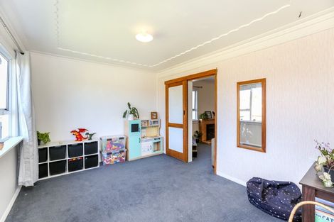Photo of property in 10 High Street West, Waitara, 4320