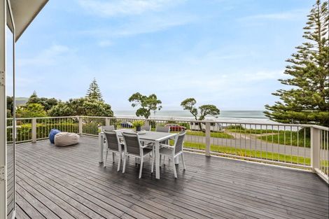 Photo of property in 16 Cathedral Road, Gore Bay, Cheviot, 7383