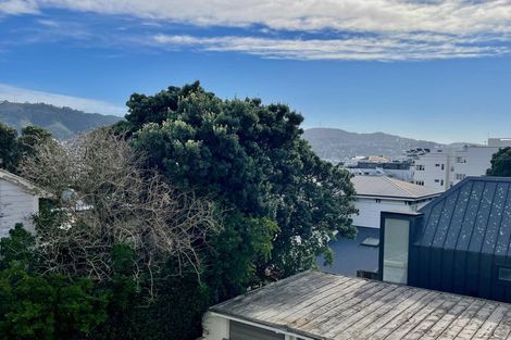 Photo of property in 11/4 Claremont Grove, Mount Victoria, Wellington, 6011