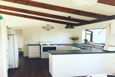 Photo of property in 2/13 Gibraltar Street, Howick, Auckland, 2014