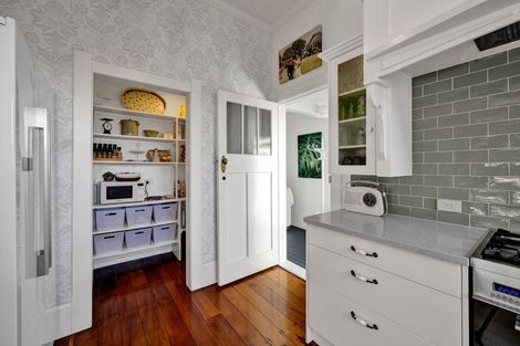 Photo of property in 16 Fairfield Road, Hawera, 4610