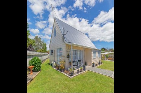 Photo of property in 8a Broadbelt Grove, Levin, 5510