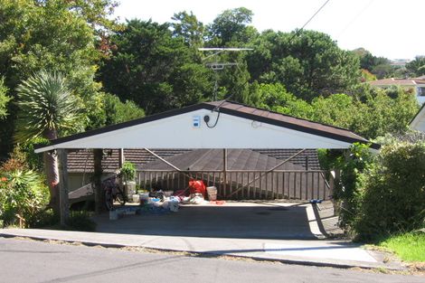 Photo of property in 90 Castor Bay Road, Castor Bay, Auckland, 0620