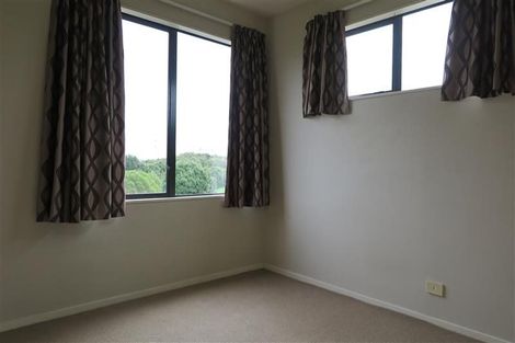 Photo of property in 68 Tiger Drive, Golflands, Auckland, 2013