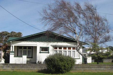 Photo of property in 17 Rimu Street, Gonville, Whanganui, 4501