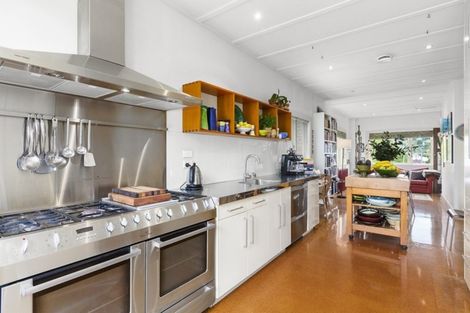 Photo of property in 18 Cliffs Road, Saint Clair, Dunedin, 9012